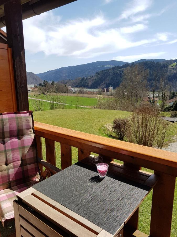 Geschmackvolles Appartement Am Donauradweg 오베른첼 외부 사진